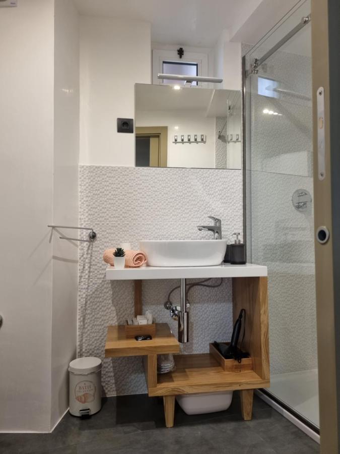 ˇdcˇ Modern Apartment Near The Church Rovinj Exterior photo